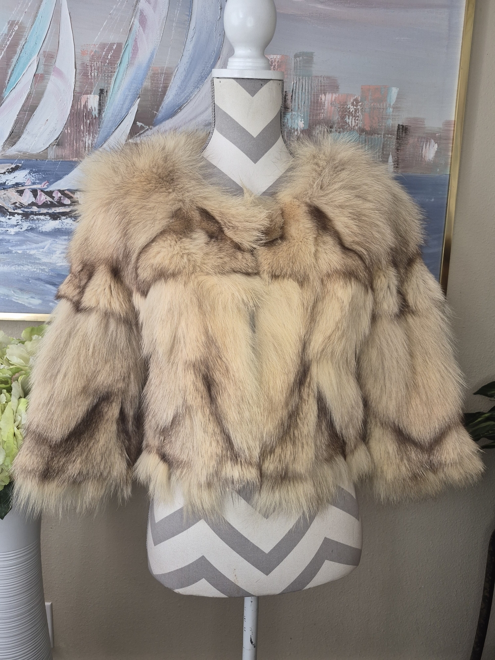 Women's Natural-Tone Arctic Fox Fur Jacket - Luxurious Short Coat